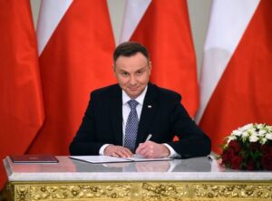 Zmiany w ustawach podatkowych podpisane. PIT, ryczałt, spadki… będą zmienione