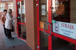 Jak rodzic może zapewnić sobie wolny dzień z powodu strajku nauczycieli