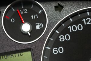 VAT od kart paliwowych – interpretacja ogólna konieczna czy wystarczy TSUE?