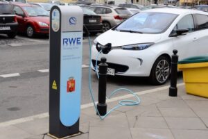 Niższa akcyza na auta o napędzie hybrydowym od 1 stycznia 2020 r.