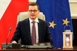 Premier Morawiecki: Będzie bardzo szybka pomoc dla firm gastronomicznych