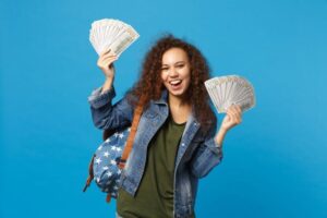 Stypendia bez podatku do końca 2021 roku