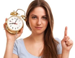 MF ostrzega: Oszuści rozsyłają fałszywe smsy dotyczące paczek