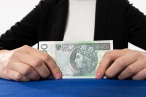 Obniżenie wpłaty finansowanej przez pracownika