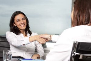 Umowa o praktykę absolwencką, kiedy i dla kogo?