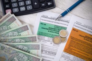 Polski Ład: czy warto złożyć oświadczenie o niestosowaniu ulgi dla klasy średniej?