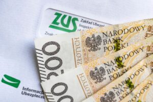 Składka zdrowotna w razie zbiegu tytułów do ubezpieczeń