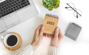 Dni wolne do końca 2022 r. Zaległe urlopy i planowanie wolnego