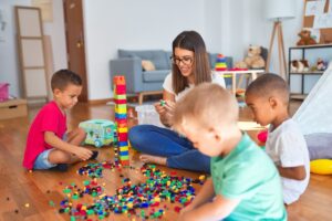 Rodzicielskie świadczenie uzupełniające – poradnik ZUS