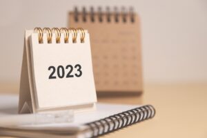 W 2023 roku znaczące zmiany w urlopach. Pracownicy mogą zyskać nawet 35 dni wolnych