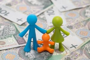 Dochody małoletnich dzieci w PIT za 2022 rok. Co rodzice powinni wiedzieć?