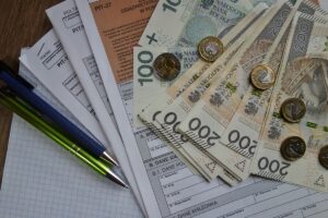 Zwrot podatku za 2022 rok. Dlaczego niektórzy otrzymują więcej niż wynika to z PIT?