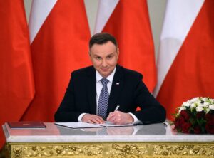 Dyrektywa rodzicielska i work-life balance. Prezydent podpisał nowelizację Kodeksu pracy