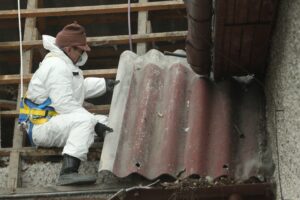 Gminne projekty OZE i usuwanie azbestu a podatek VAT