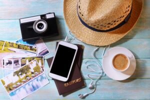 Wydatki na noclegi w hotelu i bilety lotnicze – kiedy przedsiębiorca może je zaliczyć do kosztów?