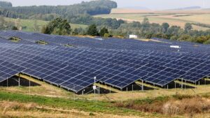 Podatek od farmy fotowoltaicznej – kto i kiedy musi go zapłacić?