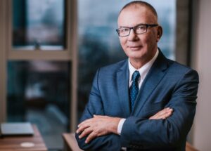 Rzecznik MŚP bierze w obronę „kobiety na działalności”. Chodzi o podstawę ZUS