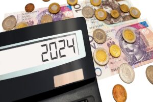 8 podwyżek, które czekają Polaków w 2024 roku