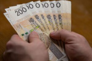 Ważą się losy minimalnego wynagrodzenia za pracę w 2025 roku – stanowisko Ministerstwa Pracy