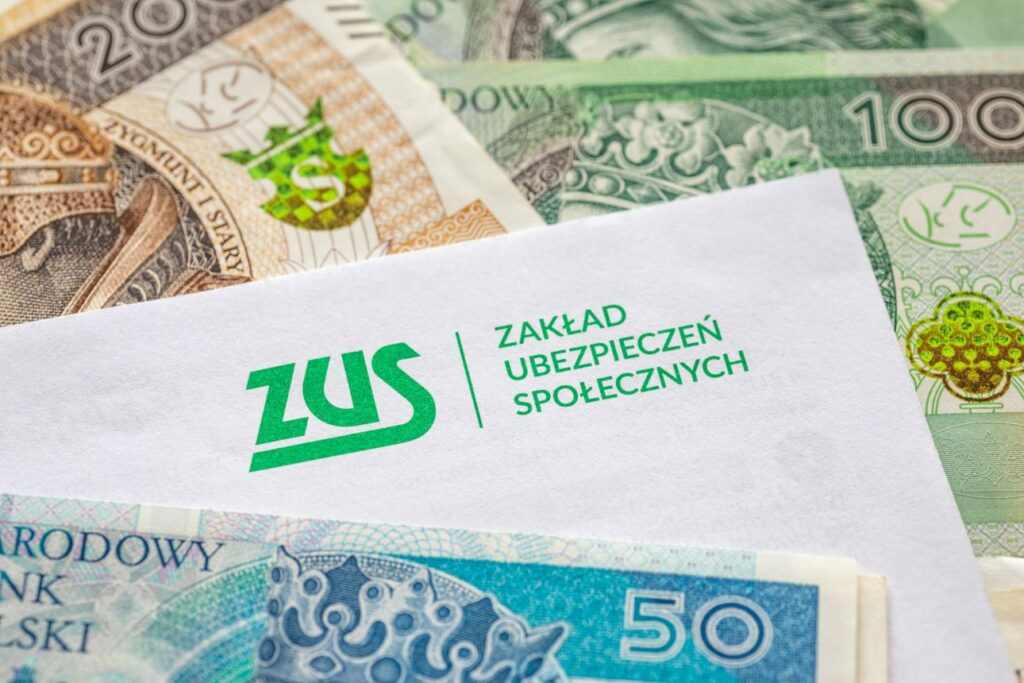 Banknoty, ZUS, koperta