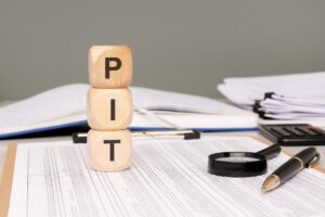 PIT za 2025 r. Pamiętaj o terminie. Jaka grzywna grozi za spóźnienie?