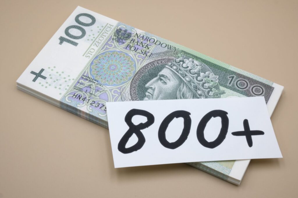 800 plus, świadczenie, pieniądze