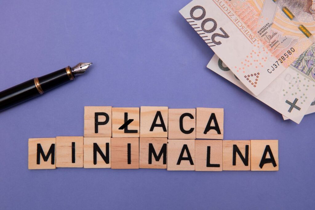 Płaca minimalna, minimalne, banknoty, PLN