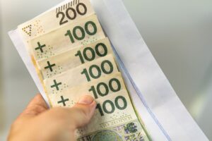 Nowe objaśnienia podatkowe MF: Opodatkowanie waloryzacji środków na rachunkach bankowych i SKOK