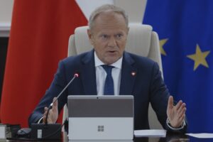Rząd zaostrza zasady dla ryczałtowców. Zapłacą wyższy podatek, jeśli ich przychody przekroczą 300 tys. euro