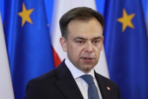 Domański: trwają prace nad podniesieniem kwoty wolnej od podatku. Projekt ustawy budżetowej jeszcze w sierpniu