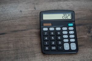 ZUS zabierze więcej z wynagrodzenia. W 2027 roku wzrośnie ważny limit