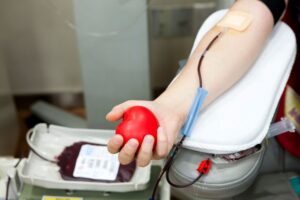Ulga dla krwiodawców w PIT dwa razy wyższa. Od 2027 r. za litr krwi odliczysz 260 zł zamiast 130 zł